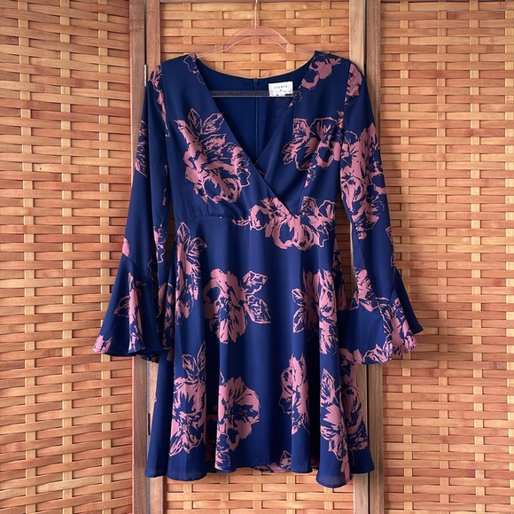 Everly Floral Mini Dress - Picture 2 of 6